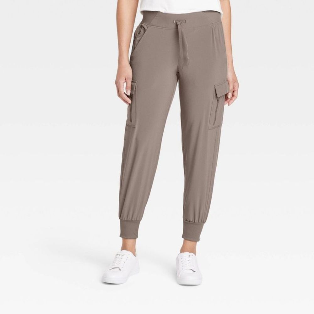 Women's Stretch Woven Cargo Pants - All in Motion Dark Brown M